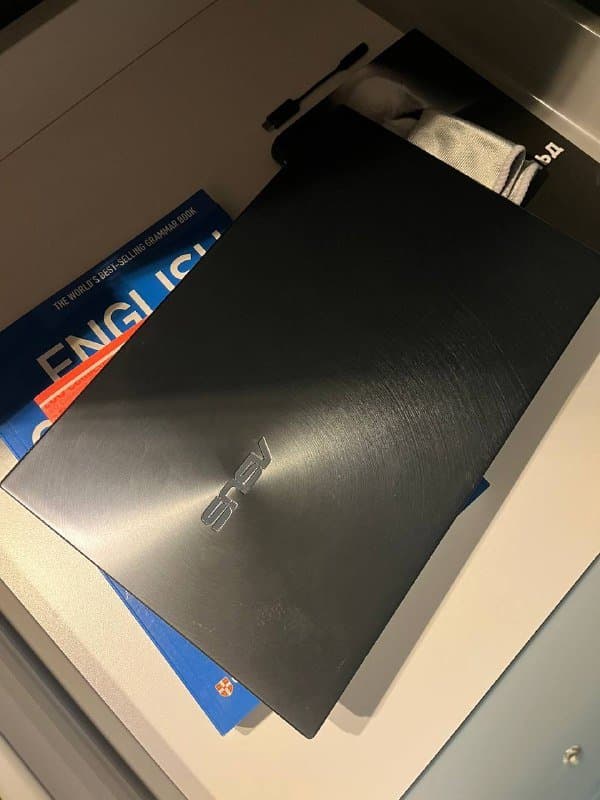 Ноутбук ASUS ZenBook 14 i5 1035G1 8GB 256GB SSD