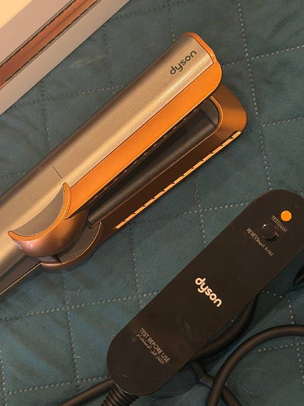 Dyson Airstrait HT01 выпрямитель фен 4