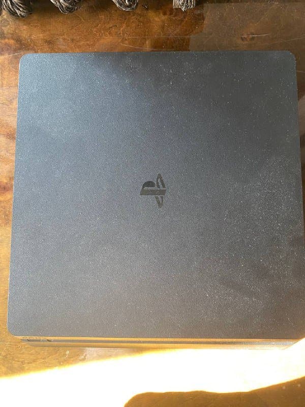 HyperX alloy origins 60, PS4 500GB, 2 джойстика, 3 игры 7