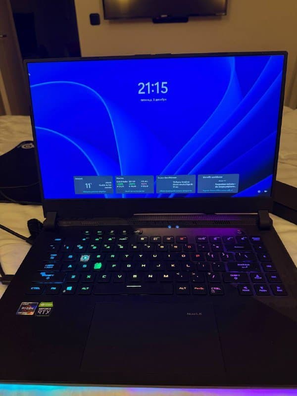 Ноутбук ASUS ROG G533, игровая мышь, зарядка 2