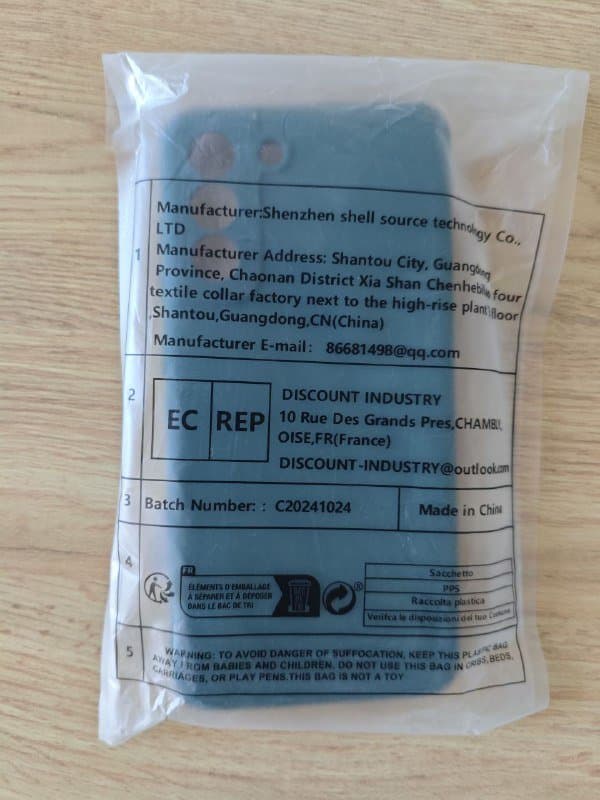 Чехол на iPhone 15 Pro-Black 3