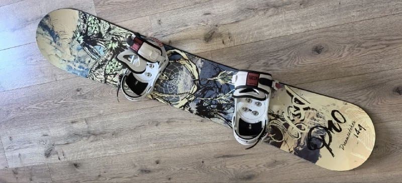 Сноуборд с креплениями Дрейк квин 2