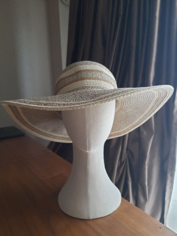 Кроссовки asics женские 10