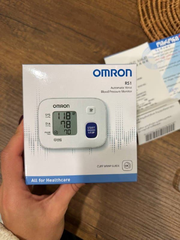 Тонометр Omron RS1 новый с гарантией