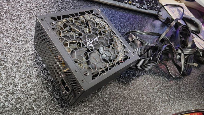 Игровые пистолеты Oculus Quest 2, UPS 480W, блок питания 700W, Bluetooth гарнитура, ноутбук HP 635, ремень Oculus Quest 2 5