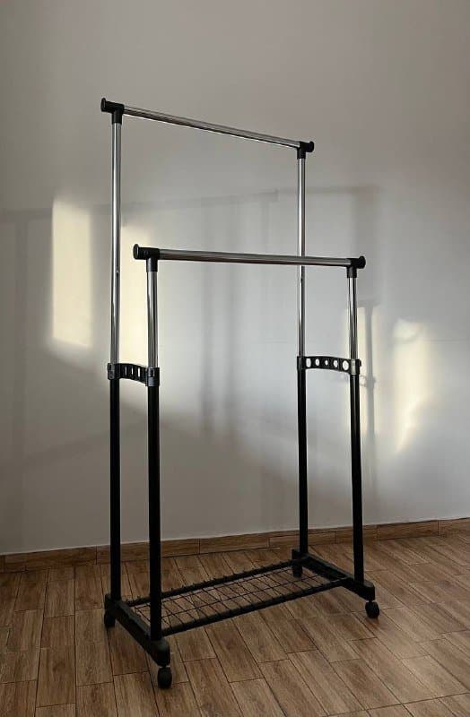 Напольная вешалка 1