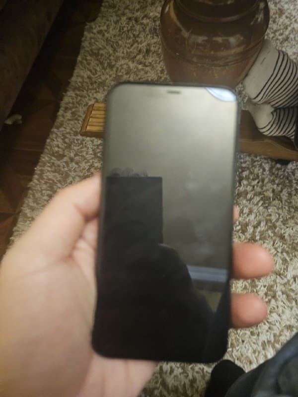 iPhone 11 Pro, iPhone 13 4