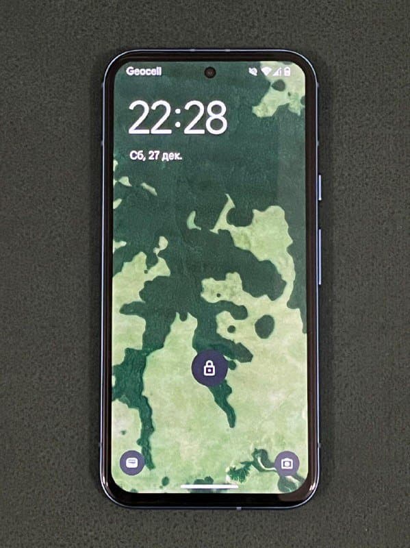 Google Pixel 8A, 128gb, чехол, зарядный адаптер 2