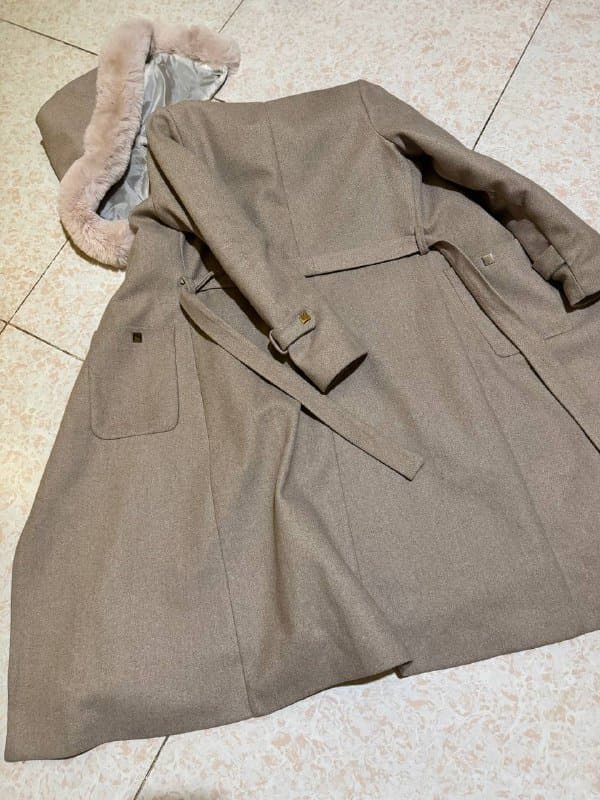 Женское зимнее утепленное пальто размер S 3