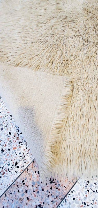 Ковёр из шерсти барана 1
