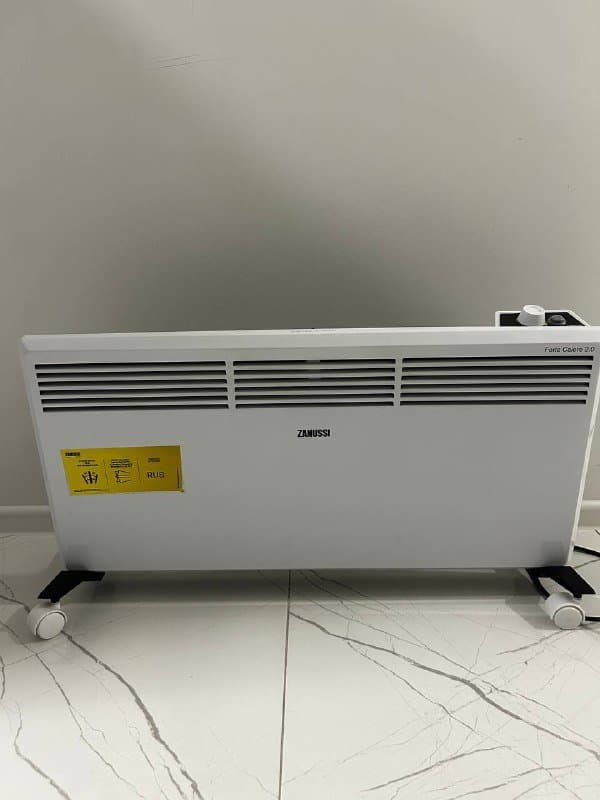 Электронный конвектор обогреватель Zanussi