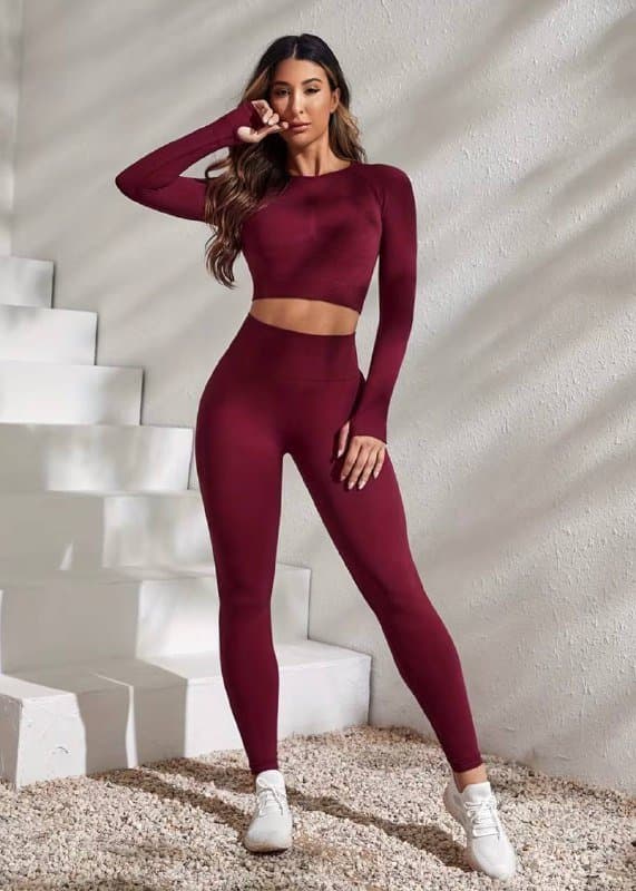 Костюм бордовый лонгслив и леггинсы, черные леггинсы