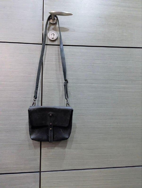 Кожаная сумка через плечо