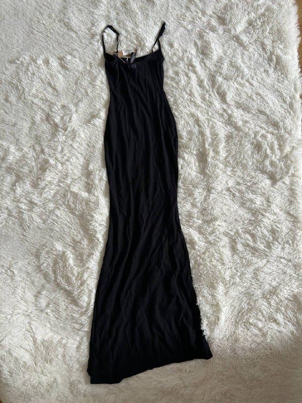 платье SKIMS новое XS 2