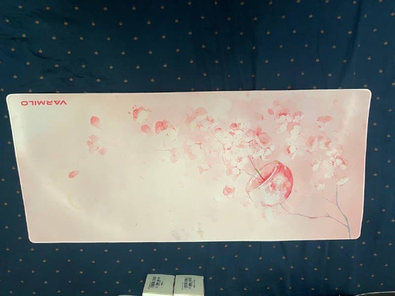 Механическая клавиатура Logitech G PRO X, игровые коврики Varmilo 4