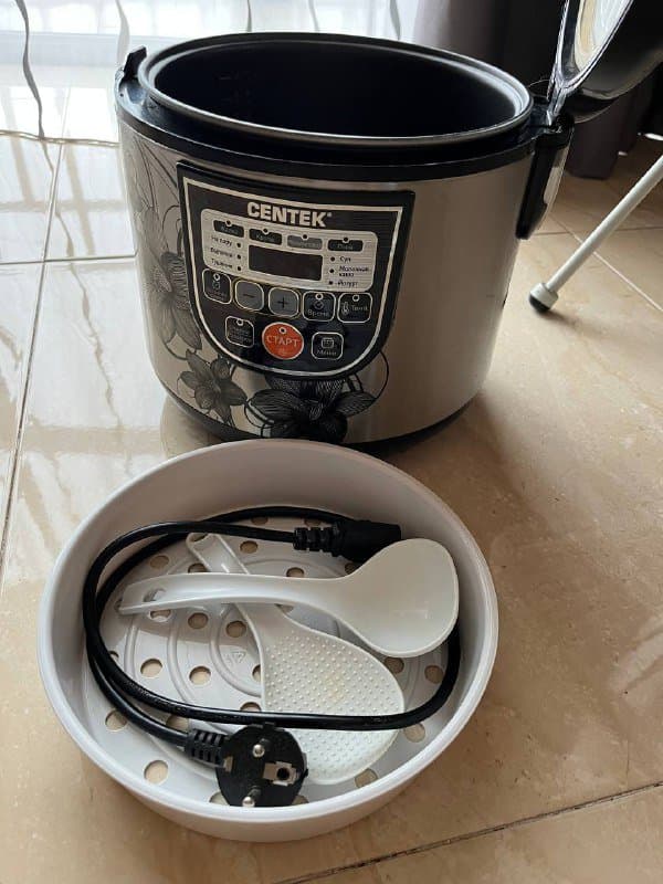 мультиварка Centek 5 литров с аксессуарами