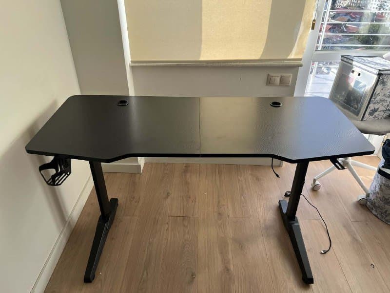 Компьютерный стол 2