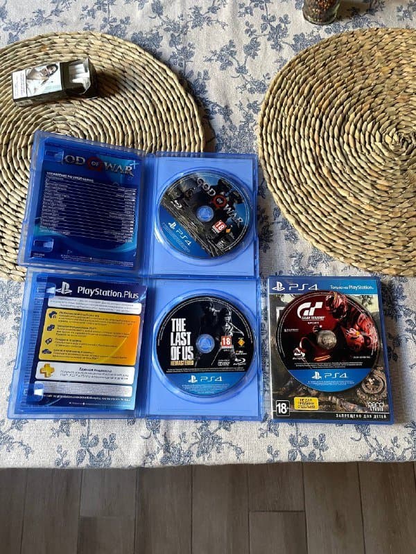 Игры для PS4 The Last of Us, God of War, Gran Turismo 2