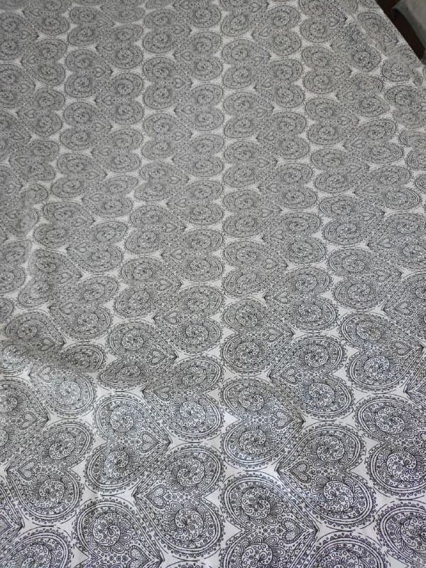 Две большие хлопковые ткани 1.80*2.40