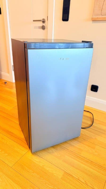 Холодильник Hisense