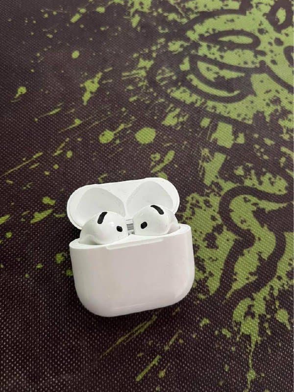 Apple Airpods 4