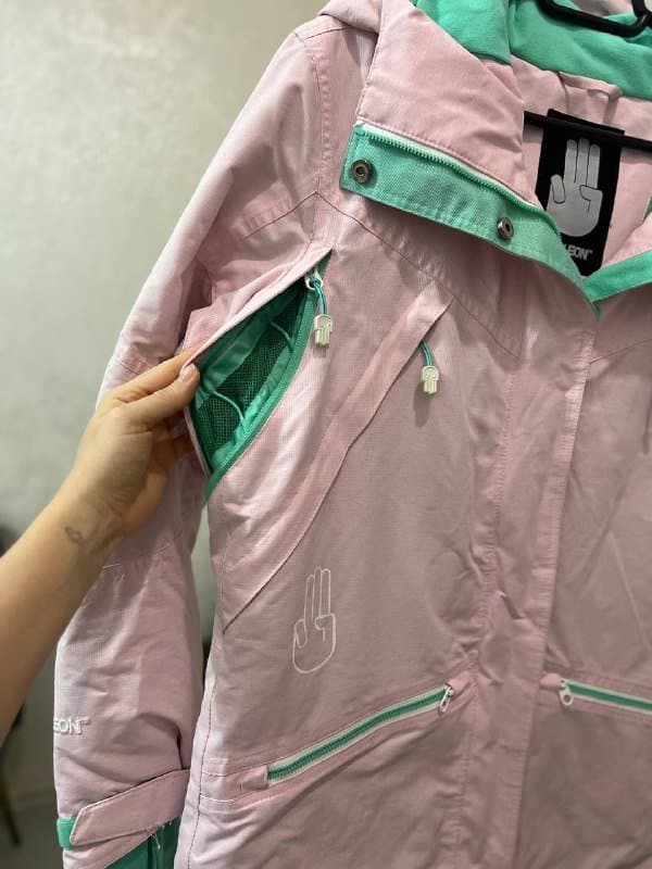 Горнолыжная куртка Bataleon 3