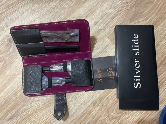 Набор парикмахерских ножниц Silver Slide с гребнем