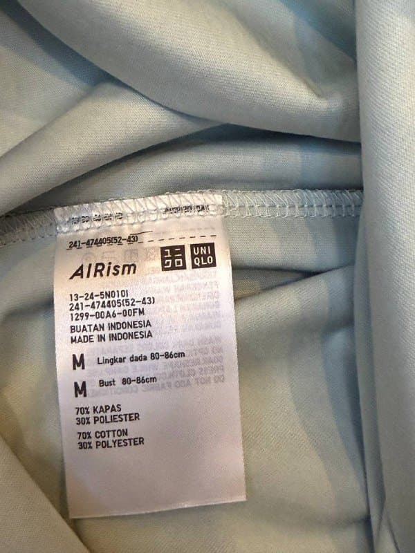 Футболка Юникло пастельно-мятного цвета размер M 4