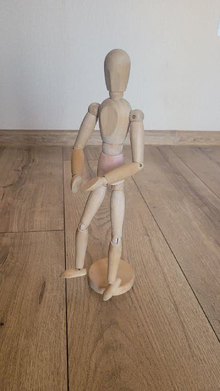 Деревянный человечек