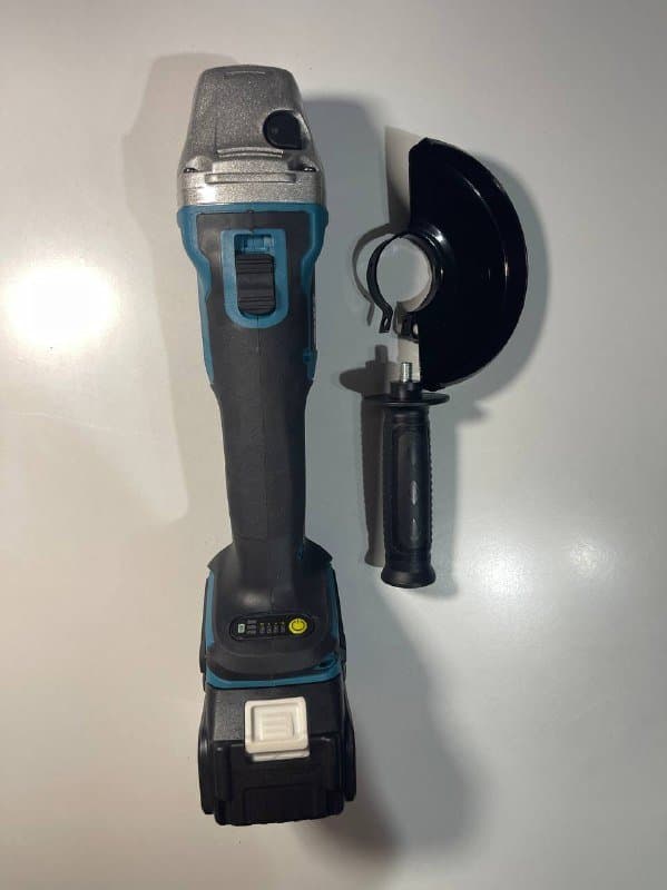 Набор аккумуляторного инструмента перфоратор гайковерт болгарка пила аккумуляторы ЗУ 4