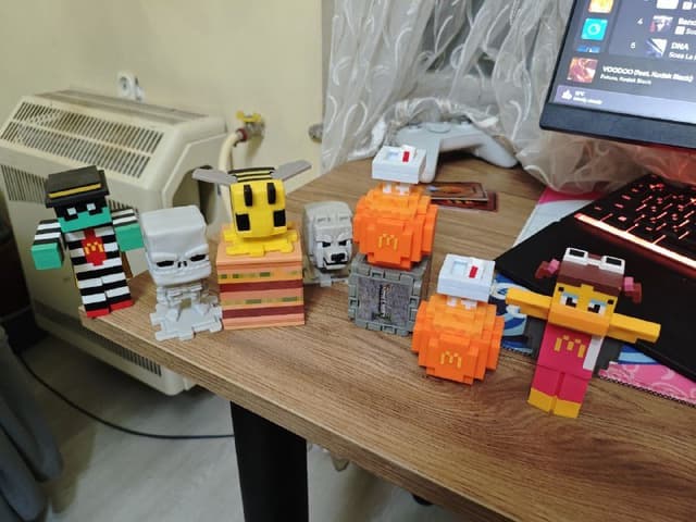 Фигурки Майнкрафт Макдональдс с карточками