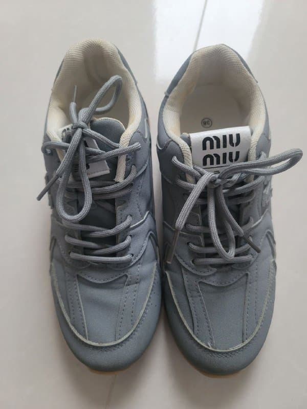 Кроссовки женские размер 37-38 2