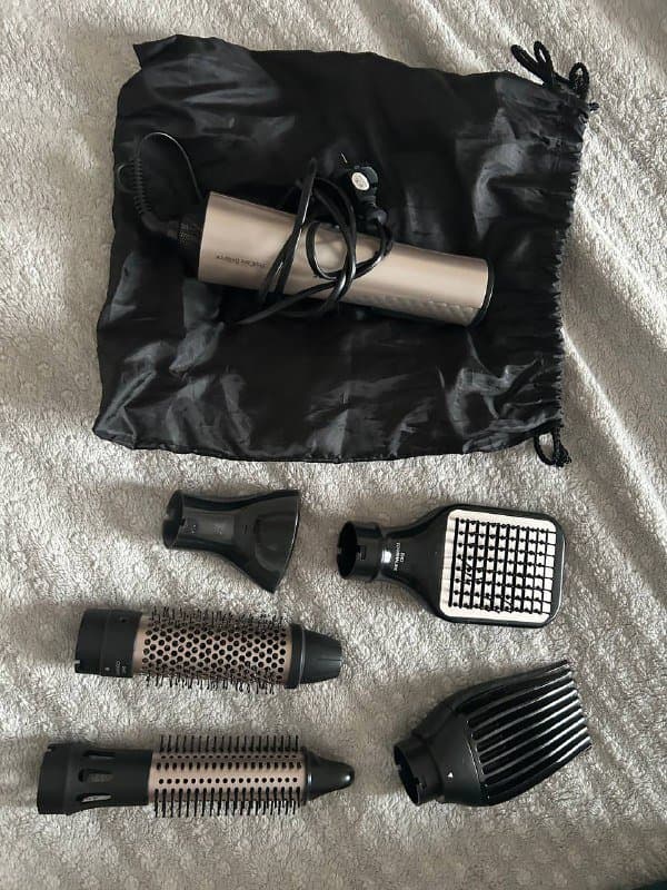 Фен Philips ProCare с насадками