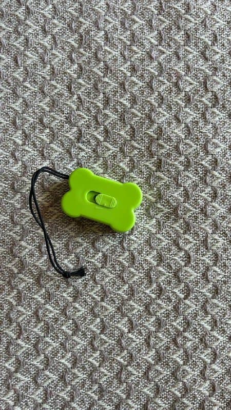 Намордники пластиковые, светящийся ошейник, фурминатор, кликер для собак 10