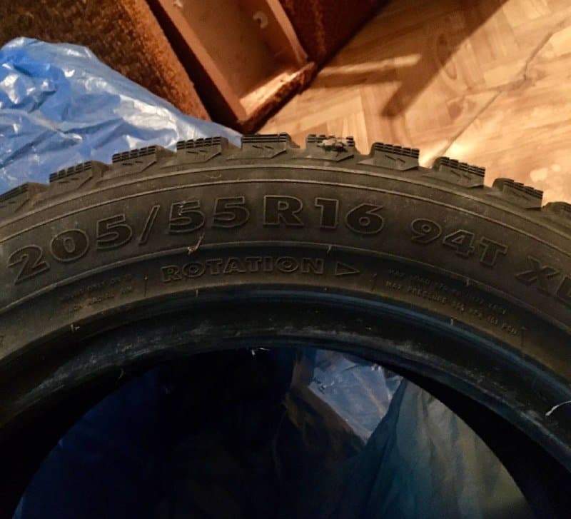 Зимние шипованные шины 4 штуки 4