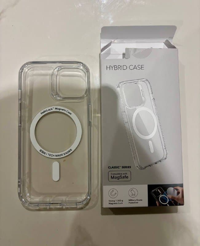 Чехол на iPhone 15 с magsafe, Чехол на iPad Air 13'' белый с серым 1