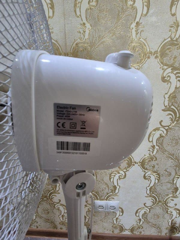 Вентиляторы напольные Zanussi и Midea 2