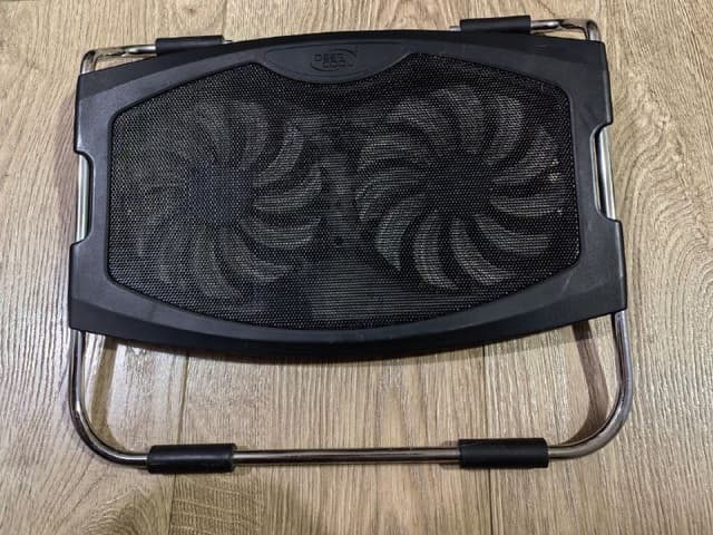 Охлаждающая подставка для ноутбука с 2 кулерами