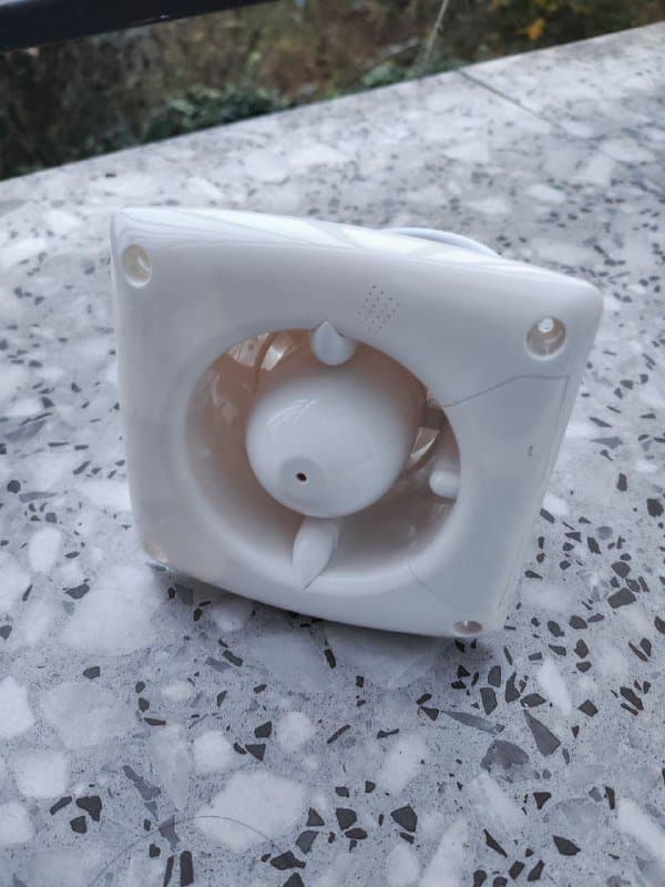 вентиляция, вытяжной вентилятор 1