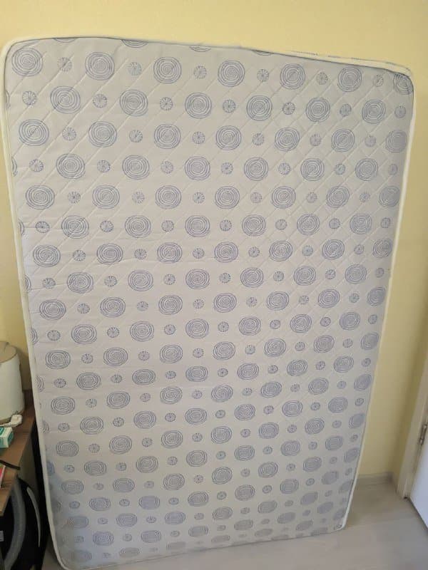 лампа для цветов, стол, матрас жесткий 130x200 5