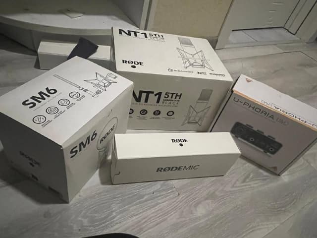 микрофон NT1-5TH, звуковая карта, аксессуары, кабели