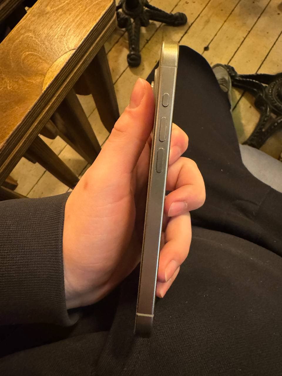 IPhone 15 pro 128gb 6