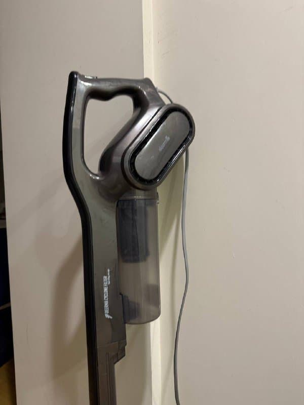 Вертикальный пылесос Deerma 2