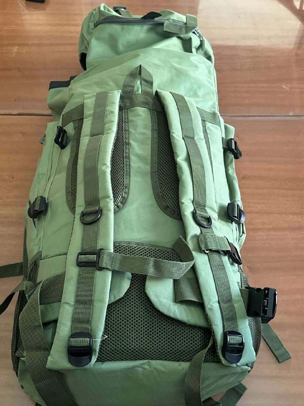 Рюкзаки зелёный 100 литров, чёрный 70 литров, синий 50 литров 2