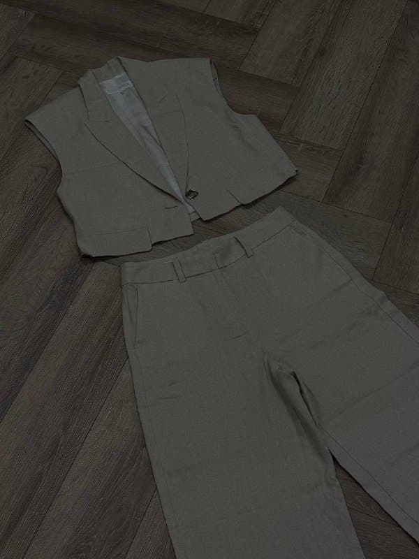 Костюм ZARA, Платье-шорты ZARA, Комплект Pull&Bear, Брюки ZARA, Платье Bershka, Юбка, Комплект TW, Костюм SHEISMONO, Платье ZARA, Платье Bershka, Платье Bershka