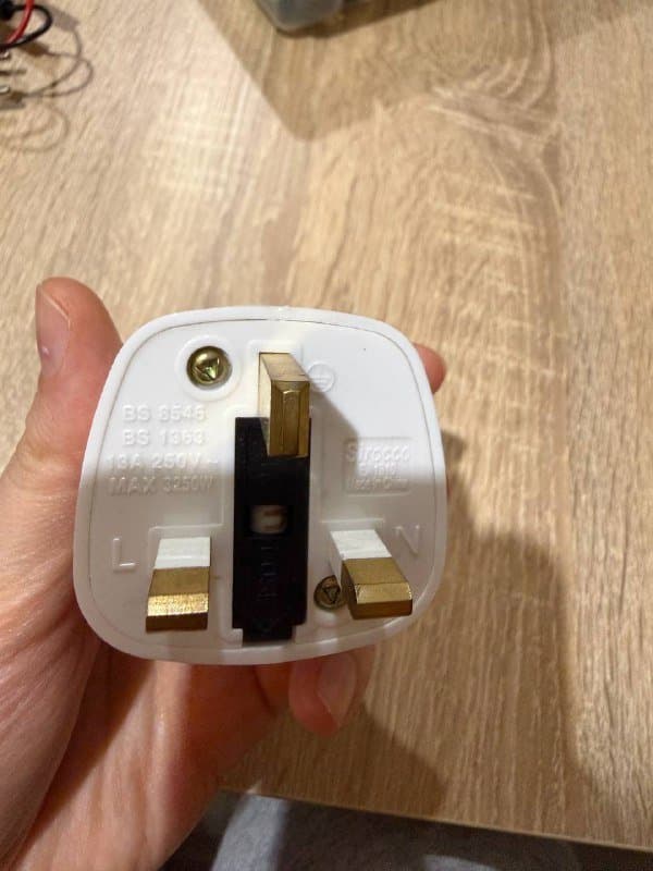 удлинитель черный без заземления, удлинитель белый с заземлением, сетевой адаптер TopON TOP-TF03 4