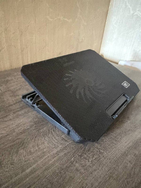 Стол, компьютерный стул, подставка под ноутбук с кулером 4