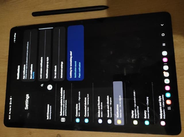 Планшет Samsung S8+ с пером
