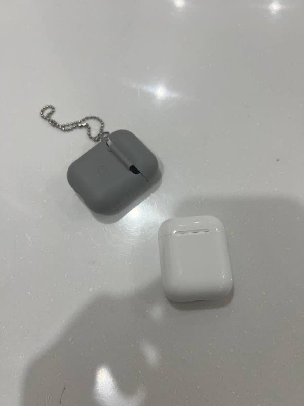 Apple AirPods 2 наушники с кейсом 3