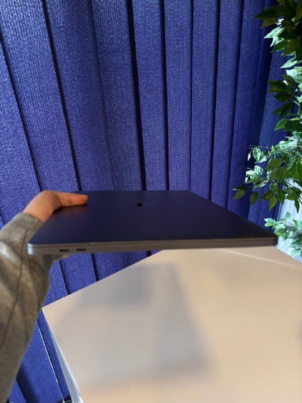 Macbook Pro 2019 i9 32GB 1TB SSD 2 видеокарты 8GB 5